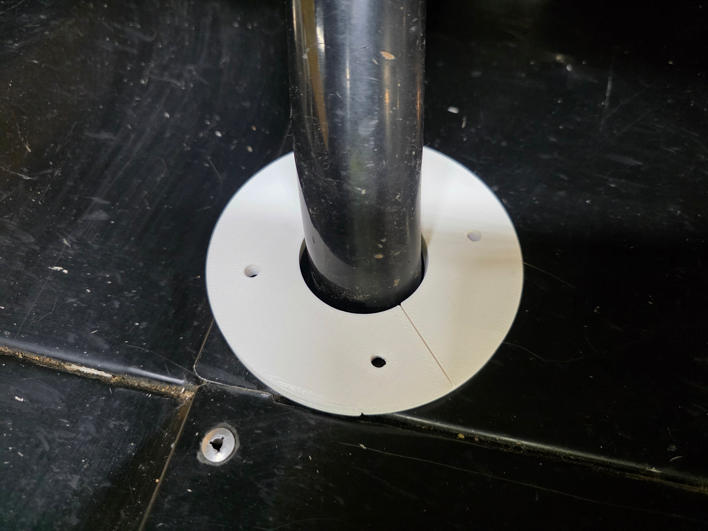 Decking 1.5" Tube Covers - 70° White