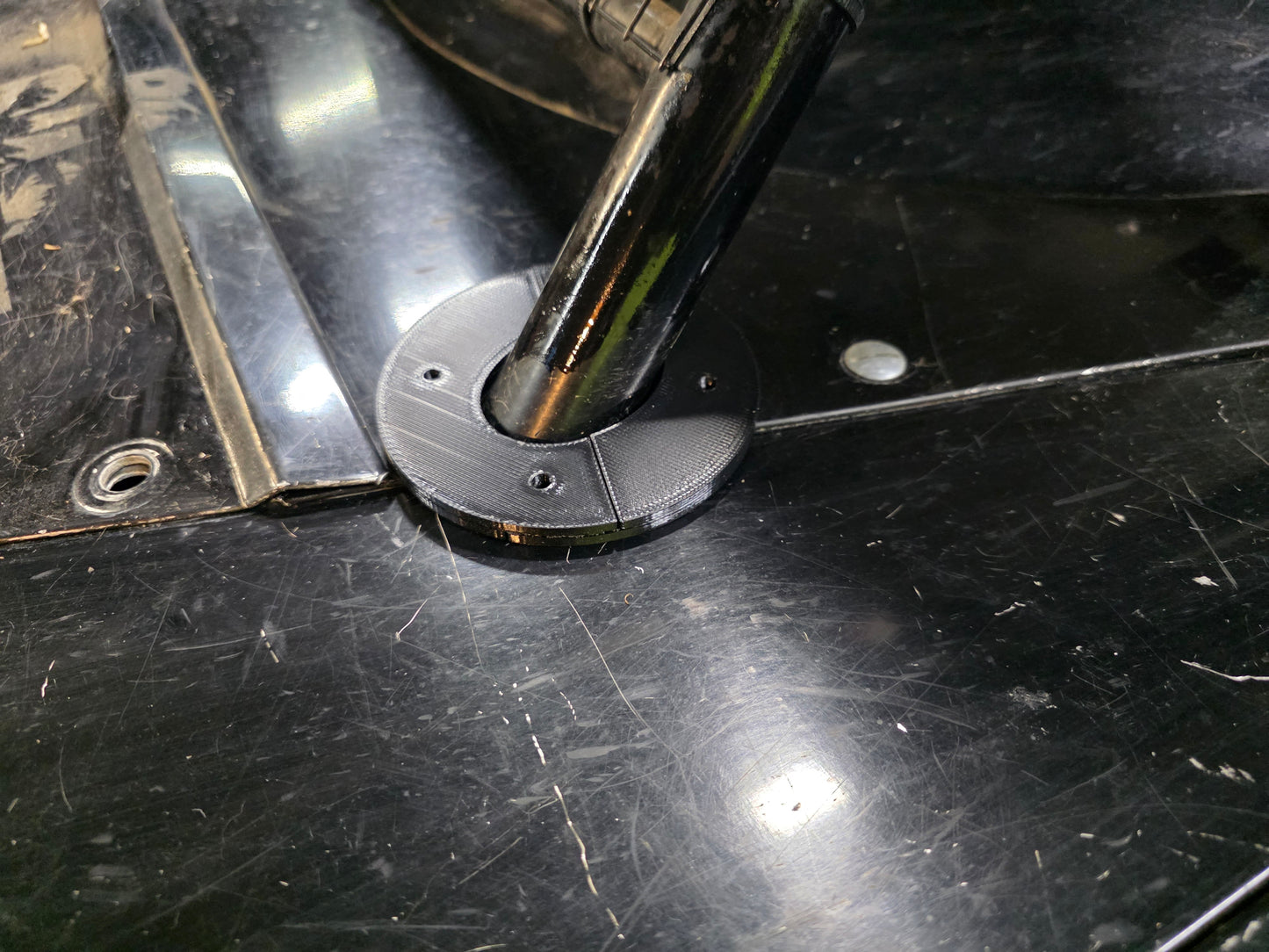 Decking 1.5" Tube Covers - 85° Black