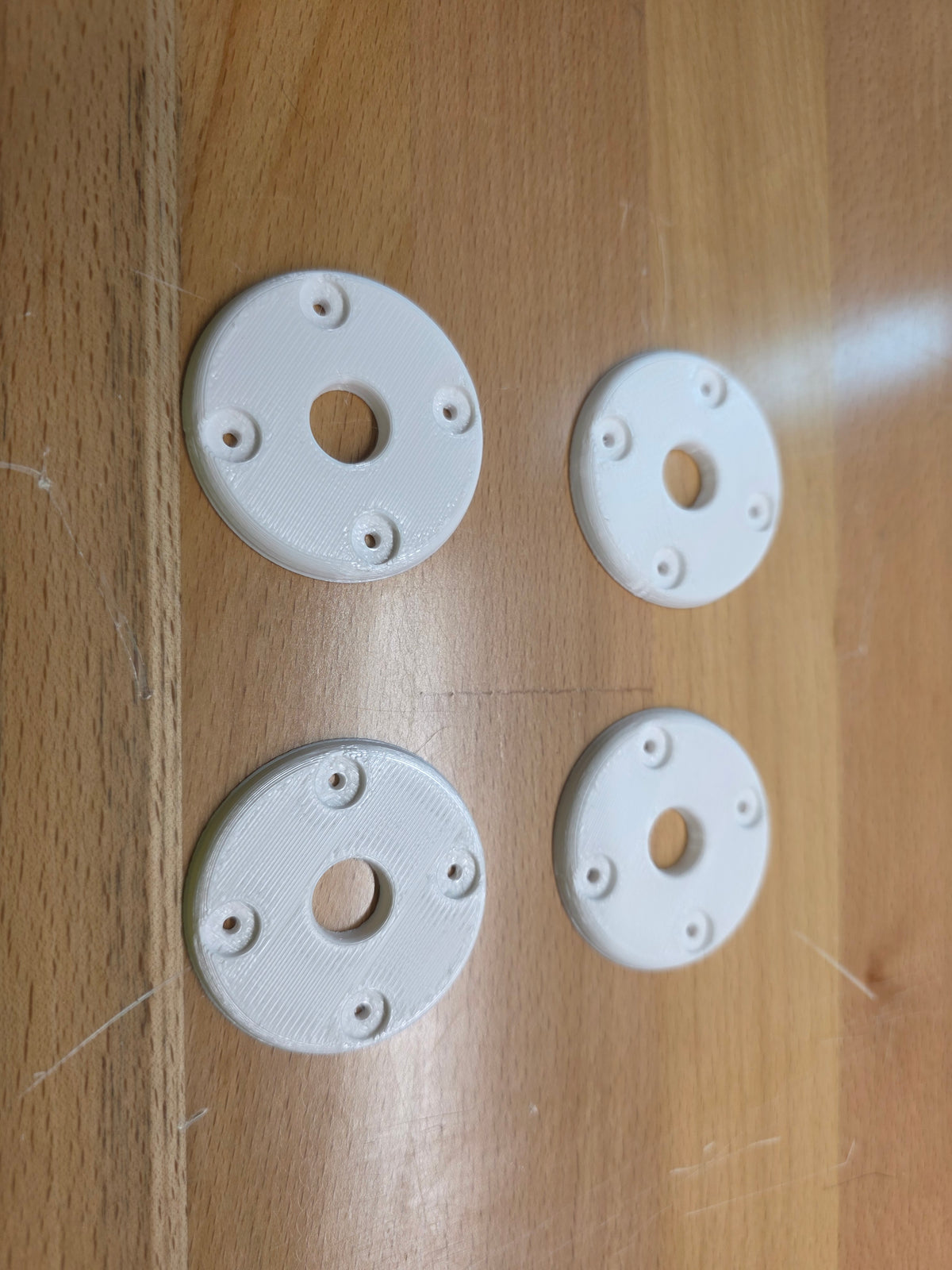 Hood Pin scuff pads - White